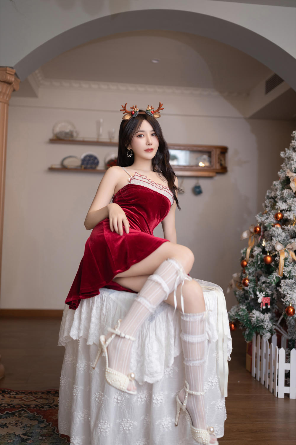 鱼子酱《圣诞快乐2023》原版写真 [144P-1.82G]