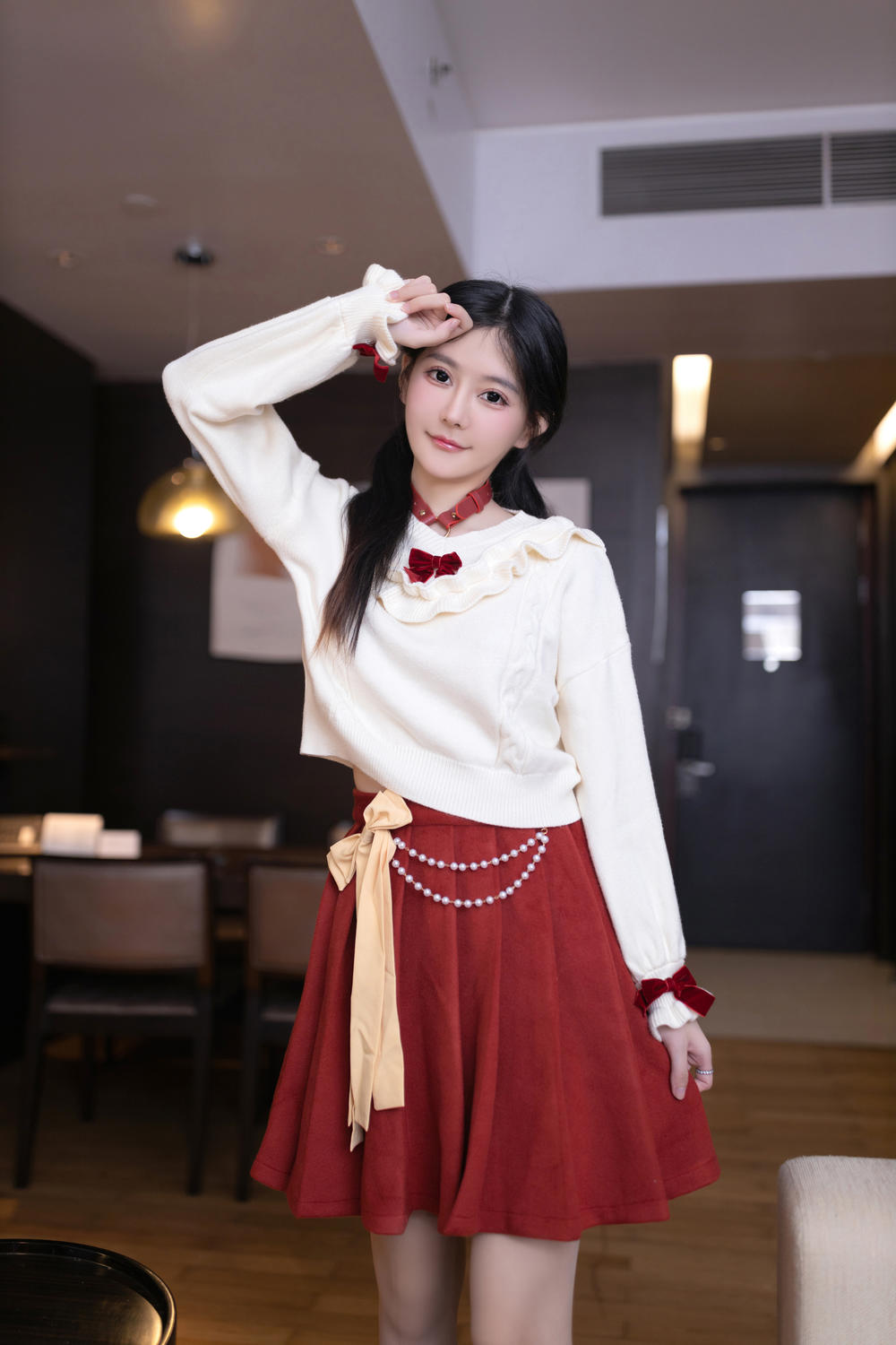 谢小蒽(幼幼)《 红色束缚》原版写真 [100P-1.22G]