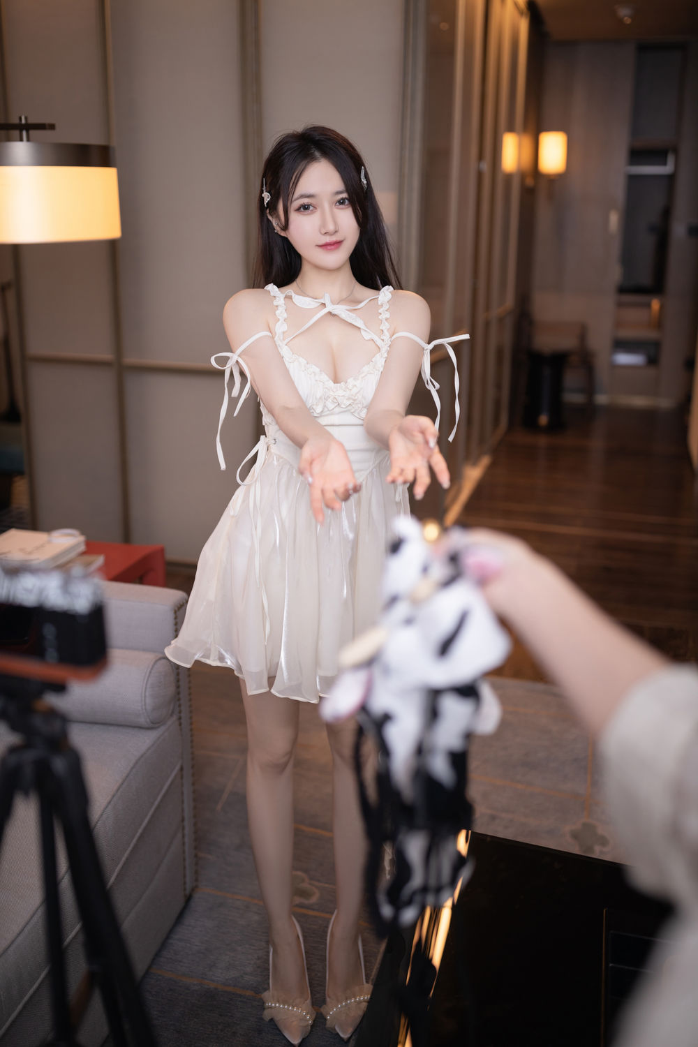 鱼子酱《用爱发电》原版写真 [130P-1.62G]