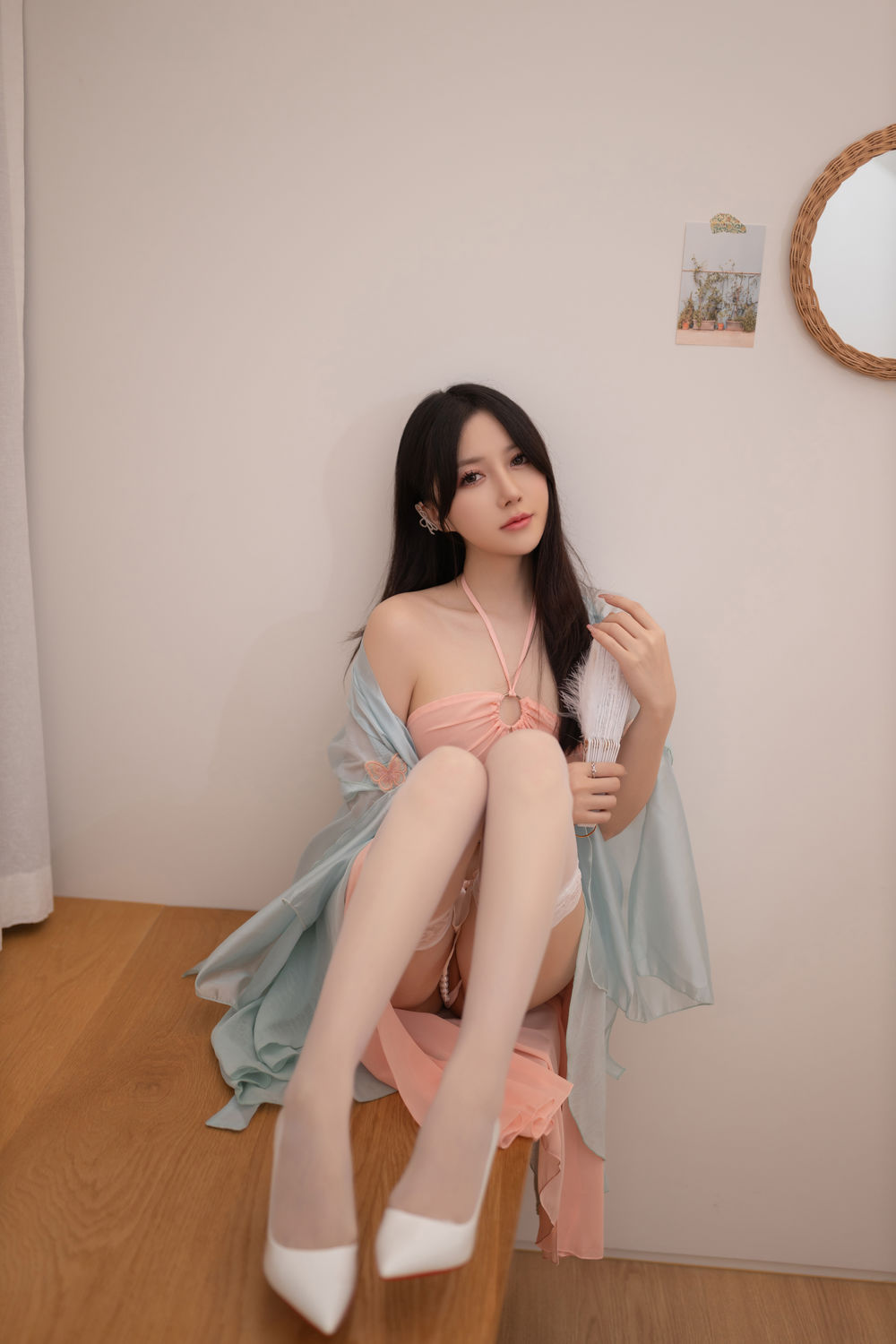 鱼子酱《小桃红》原版写真 [120P-1.36G]