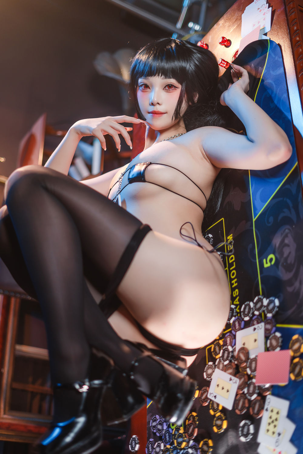 蜜汁猫裘 蛇喰梦子 [72P3V-1.32 GB]