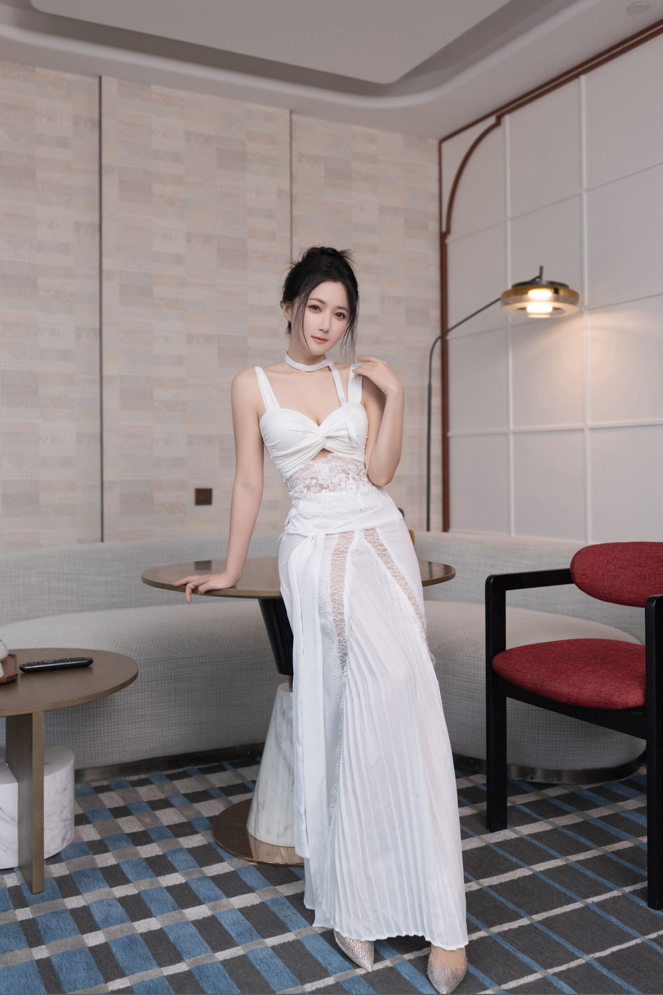 鱼子酱《白裙》原版写真 [120P-1.2G]
