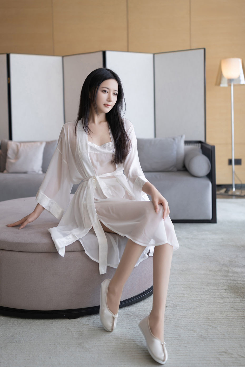 鱼子酱《奶浴》原版写真 [120P-1.20G]