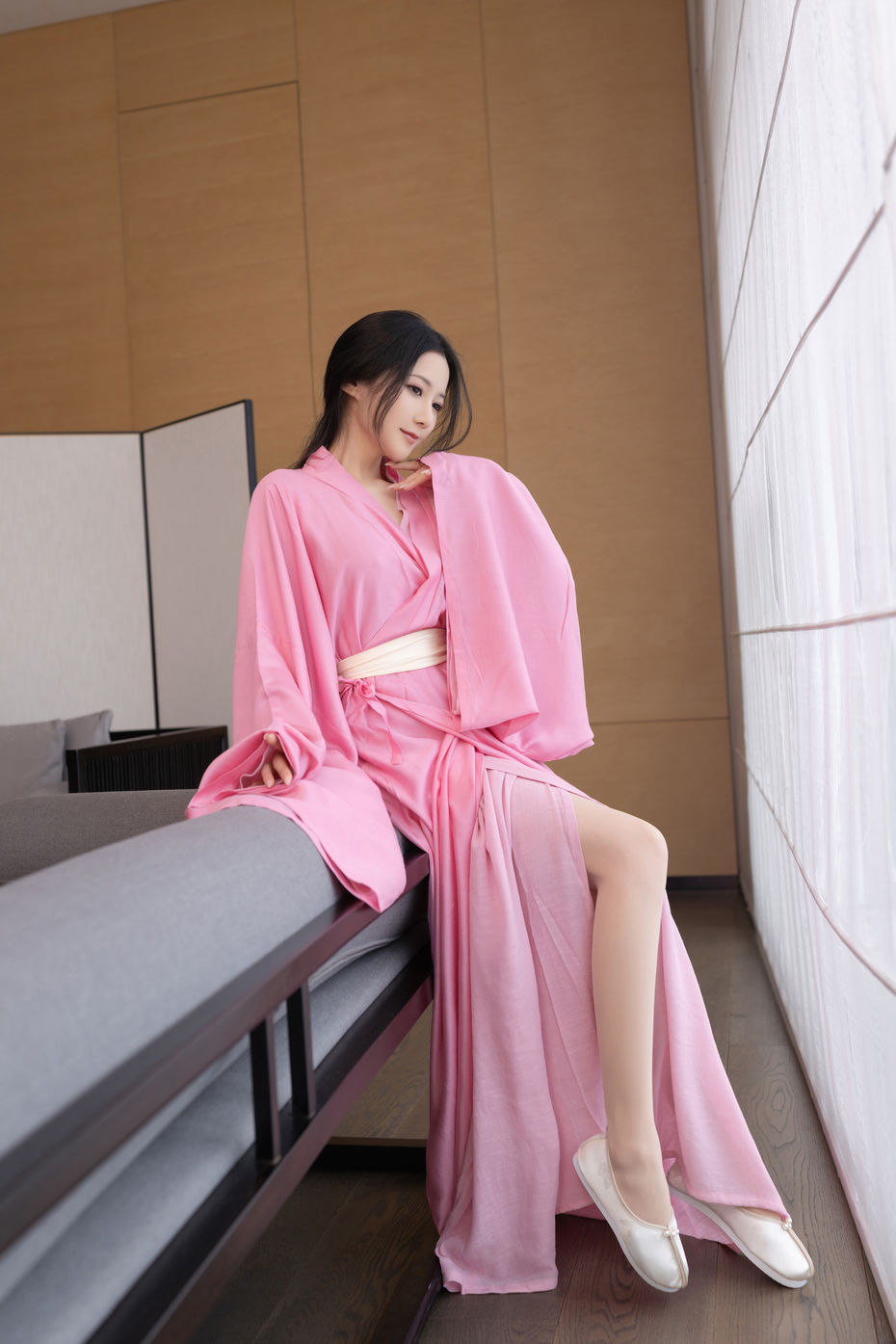 鱼子酱《月影纱 》原版写真 [120P-1.29G]