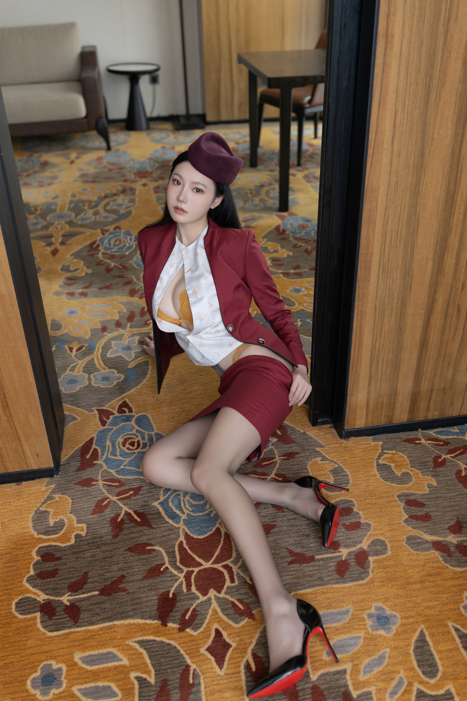 安然《空姐制服》原版写真 [92P-1.23G]