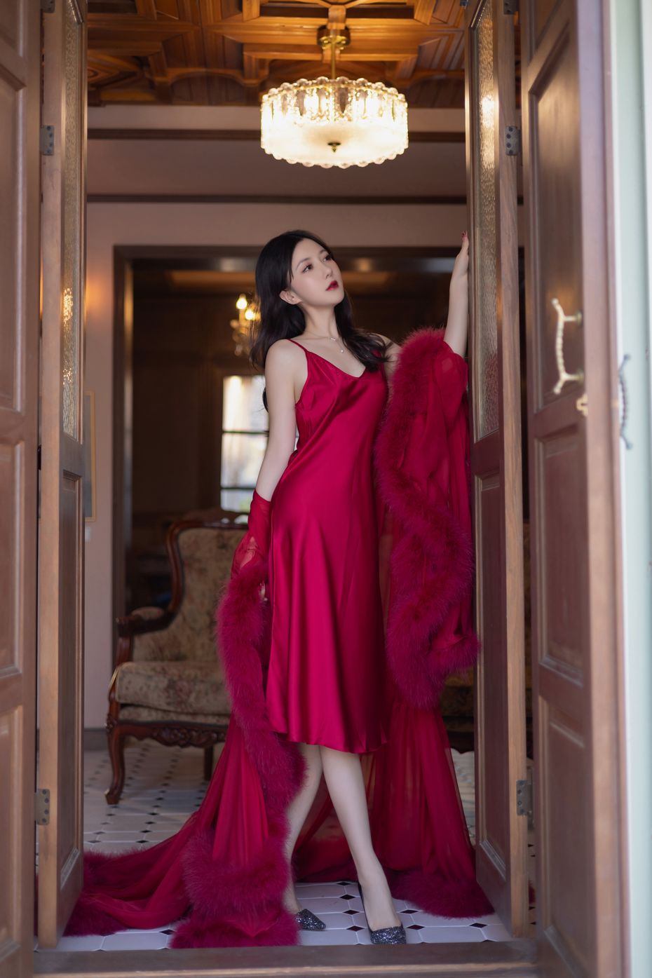 鱼子酱《似火柔情》原版写真 [120P-734MB]