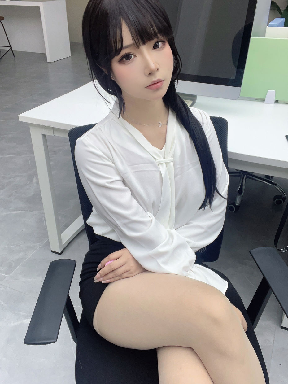 yuuhui玉汇 NO.083 体贴的秘书 [37P-216MB]