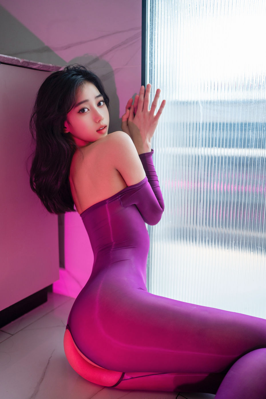 时安安《紫色丝袜》原版写真  [90P-1.74G]