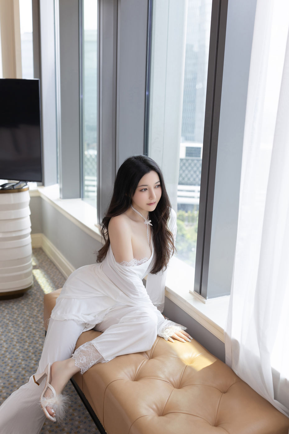 鱼子酱 《温柔姐姐》原版写真 [120P-1.21G]