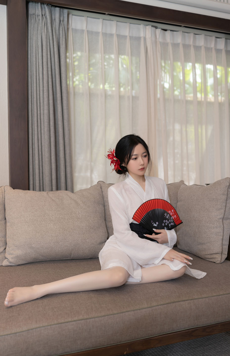 鱼子酱《寂》原版写真 [122P-1.46G]