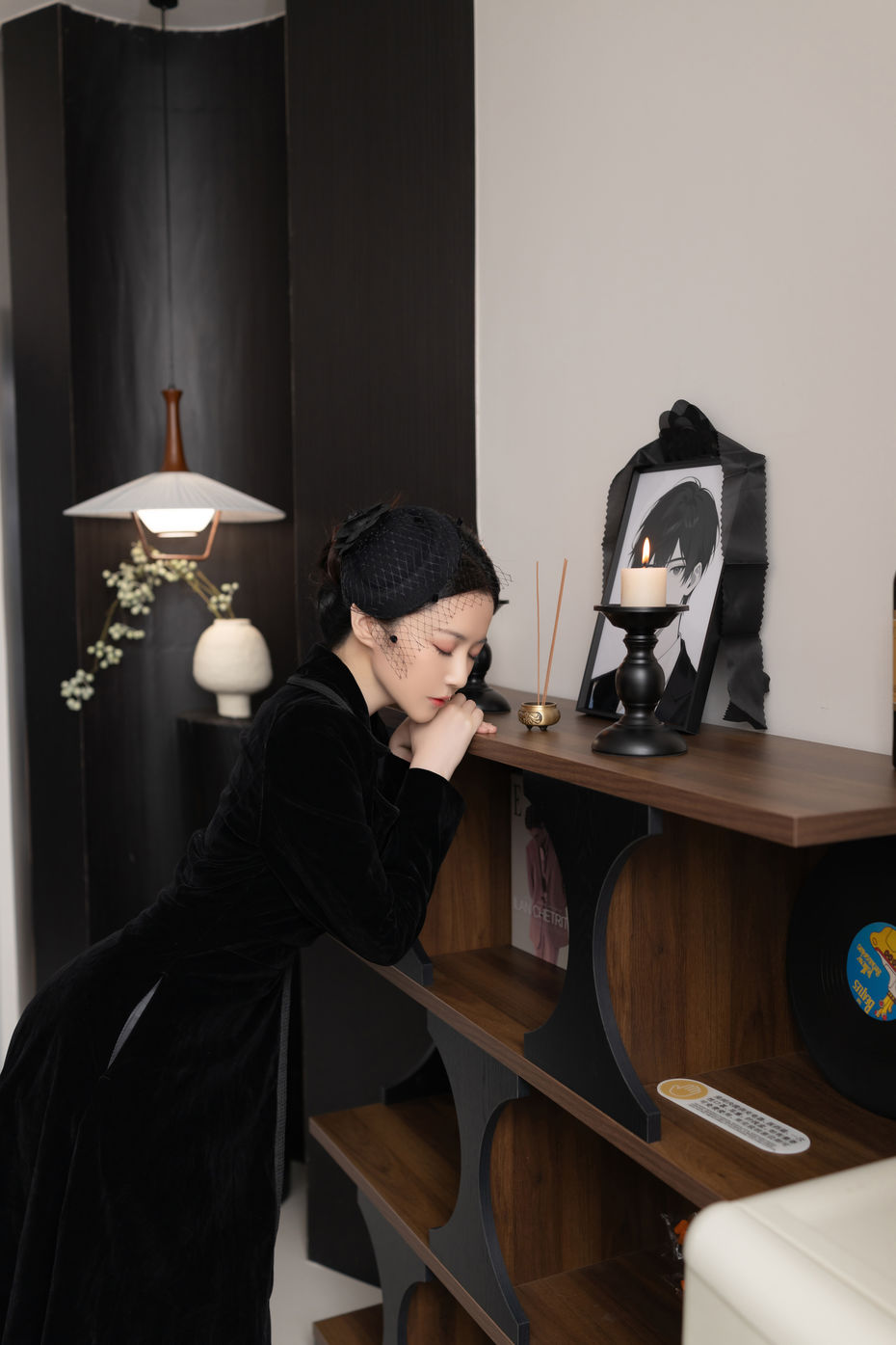 鱼子酱《未亡人》原版写真 [120P-1.37G]