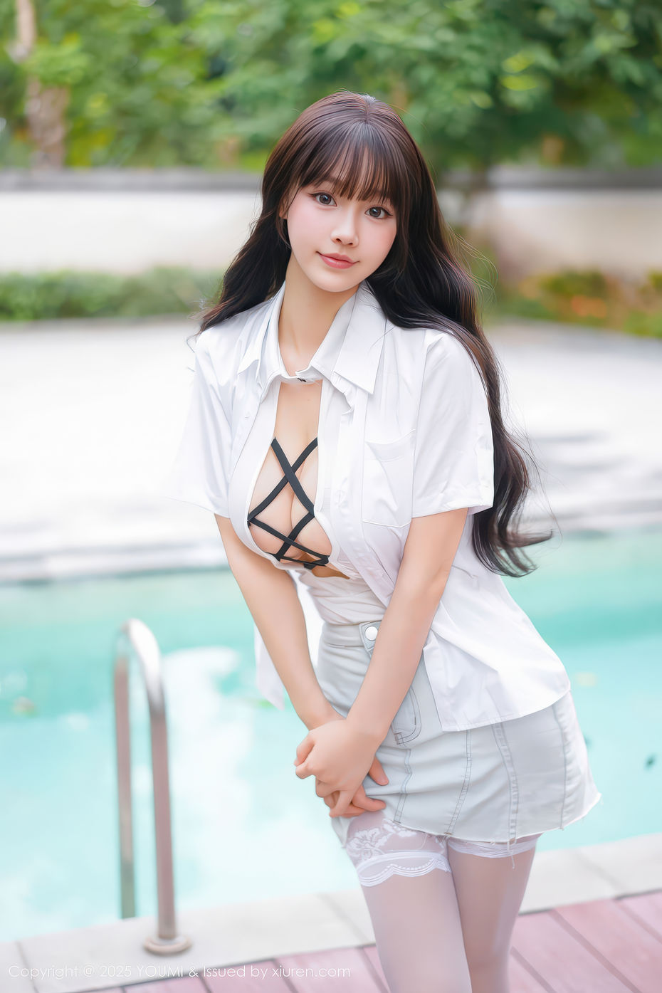 [YOUMI尤蜜荟] 2025.12.18 VOL.1190 心上可Flora [75+1P]