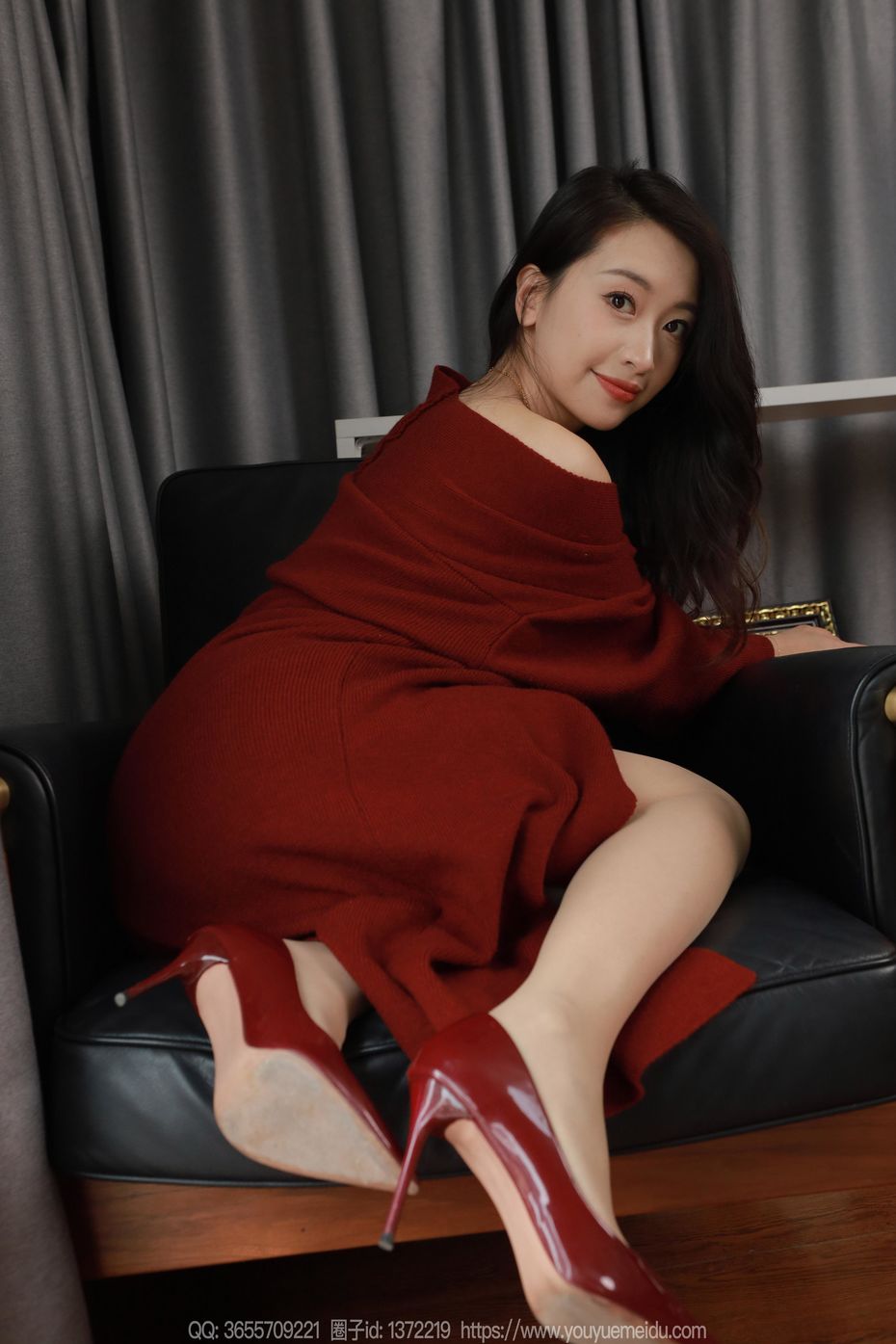 [IESS异思趣向] 2025.01.31 丝享家 1965 小婕《红色针织裙（下）》[83P-77.4M]