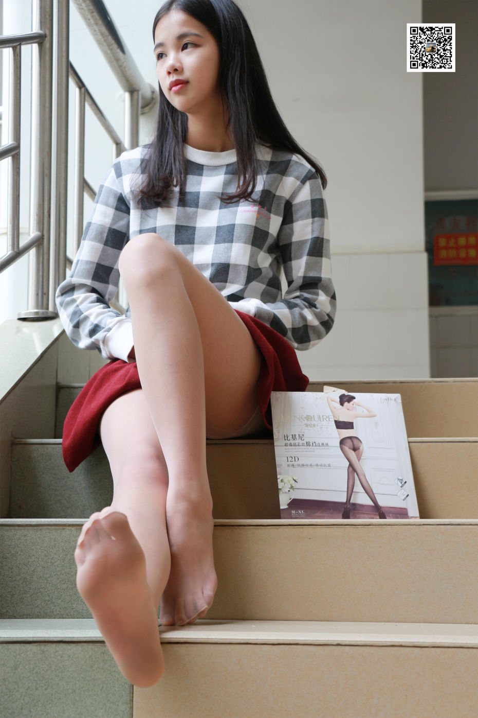 [MussGirl慕丝女郎]学妹系列11 学妹告诉你,支援武汉,从宅做起[67P／66.1MB]