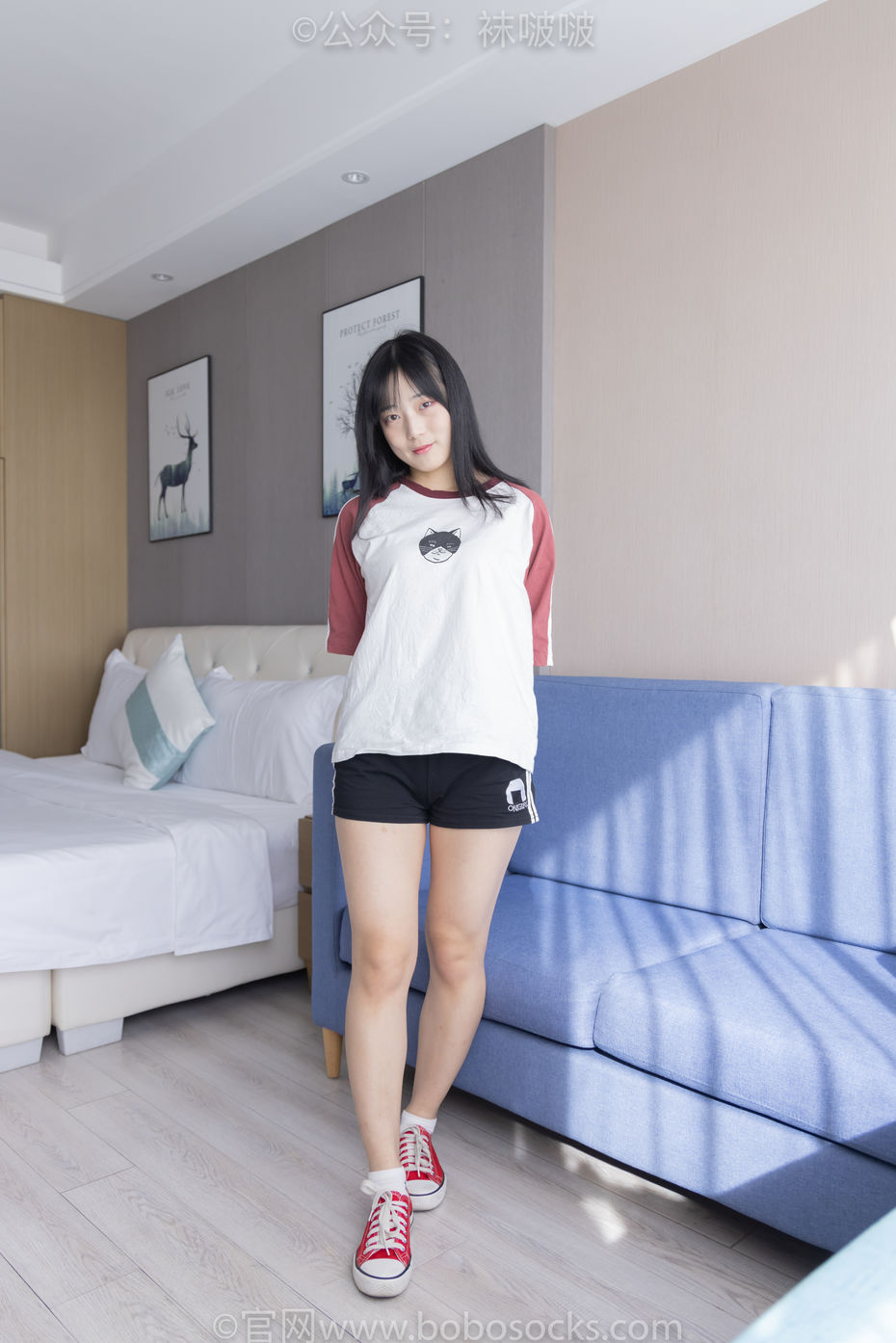 [BoBoSocks袜啵啵]NO.036 菠萝-帆布鞋、白棉袜、裸足[138P+1V／6.73GB]