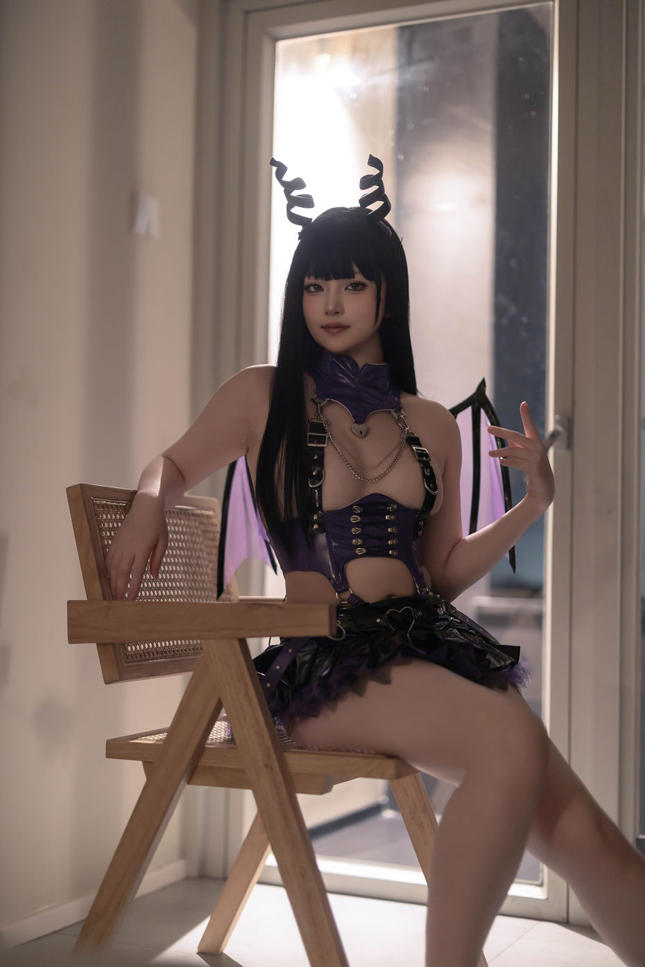 屿鱼 - NO.28 凋零月影 [29P-158MB]